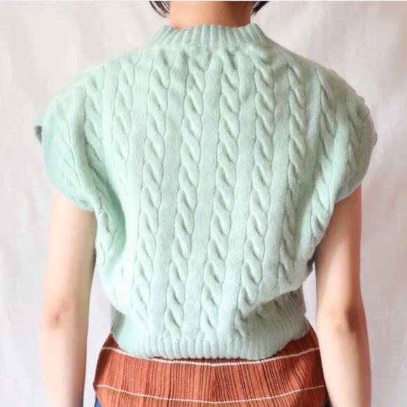 🆕 Meryll Rogge Overdyed Cropped V-Neck Wool Cable Sweater - Picture 2 of 9